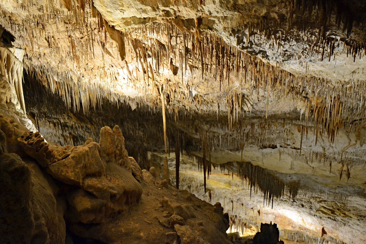 Drach Caves